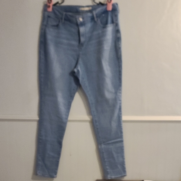 Levi's Blue Straight Leg Jeans Classic Style. Never Used. Plus Size 16W - Picture 5 of 6